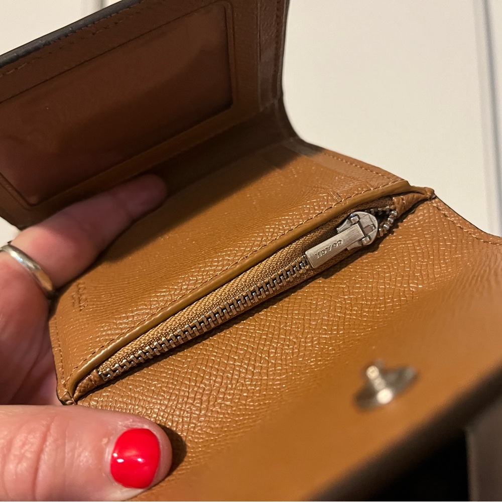 Coach Pink and Cream Leather Wallet - Picture 5 of 8